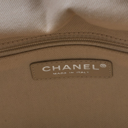 CHANEL Shoulder Bag, Matelasse, 2WAY, Raffia, Beige, Silver-Tone Hardware, Pre-Owned - Vintage La Charme