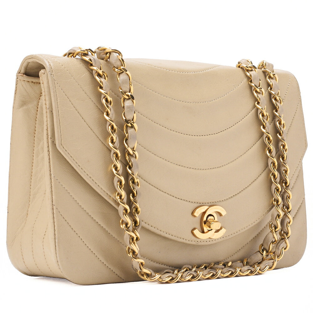 CHANEL Shoulder Bag Matelasse Border Stitch Chain Shoulder Lambskin Beige Gold-Tone Hardware Pre-Owned - Vintage La Charme