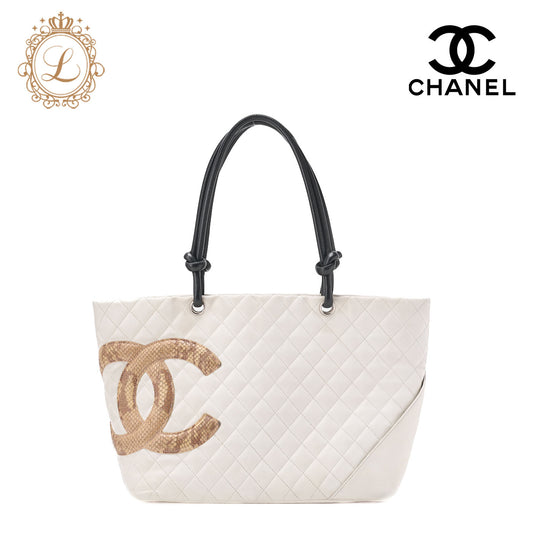 CHANEL Tote Bag Matelasse Calfskin Python White Silver-Tone Hardware Pre-Owned - Vintage La Charme
