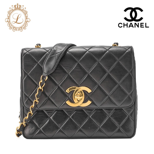 CHANEL Shoulder Bag, Deca Matelasse, Lambskin, Black, Gold-Tone Hardware, Pre-Owned - Vintage La Charme