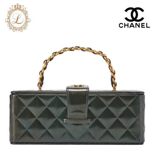 CHANEL Vanity Handbag, Matelasse, Caviar Skin, Black, Gold-Tone Hardware, Pre-Owned - Vintage La Charme