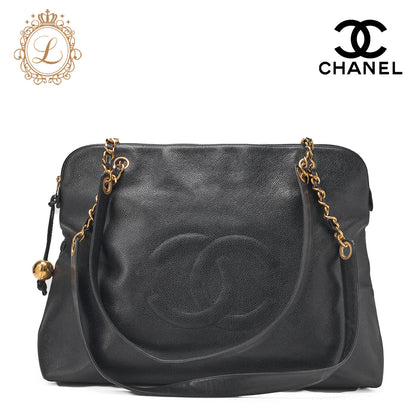 CHANEL Shoulder Bag Matelasse Lambskin Black Gold-Tone Hardware Pre-Owned - Vintage La Charme