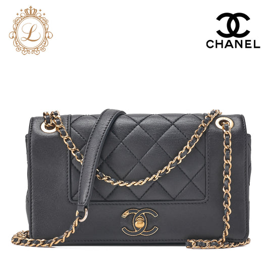 CHANEL Shoulder Bag Matelasse Calfskin Navy Gold-Tone Hardware Pre-Owned - Vintage La Charme