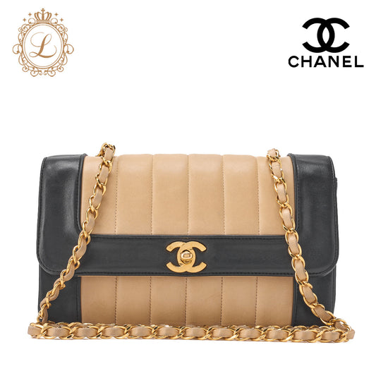 CHANEL Shoulder Bag Mademoiselle Lambskin Beige and Black Gold-Tone Hardware Pre-Owned - Vintage La Charme
