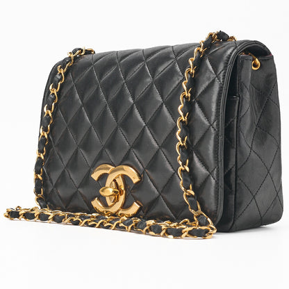 CHANEL Shoulder Bag Matelasse Lambskin Black Gold-Tone Hardware Pre-Owned - Vintage La Charme