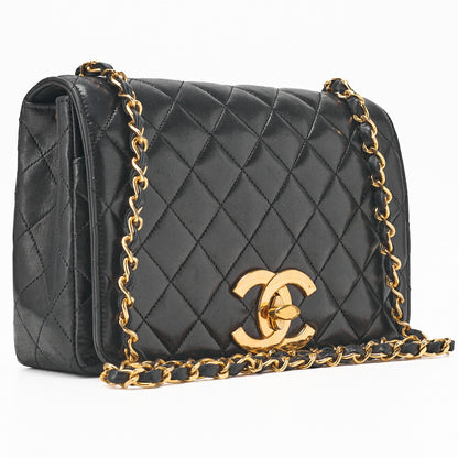 CHANEL Shoulder Bag Matelasse Lambskin Black Gold-Tone Hardware Pre-Owned - Vintage La Charme