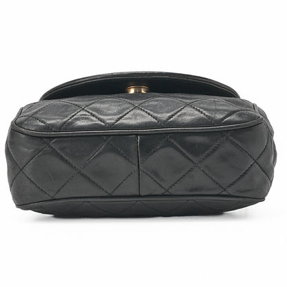 CHANEL Shoulder Bag Matelasse Outside Flap Fringe Chain Shoulder Lambskin Black Gold-Tone Hardware Pre-Owned - Vintage La Charme
