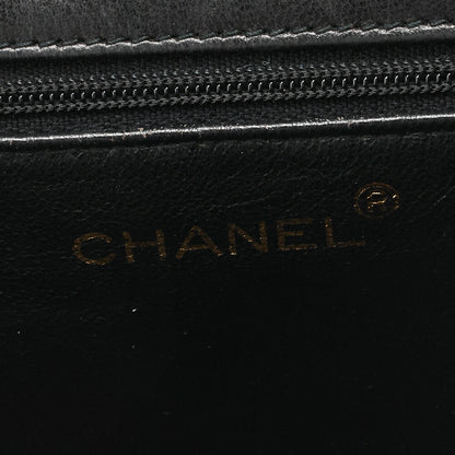 CHANEL Shoulder Bag Matelasse Outside Flap Fringe Chain Shoulder Lambskin Black Gold-Tone Hardware Pre-Owned - Vintage La Charme