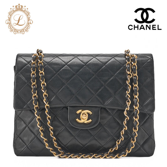 CHANEL Chain Shoulder Bag Matelasse Double Flap Lambskin Black Gold-Tone Hardware Pre-Owned - Vintage La Charme