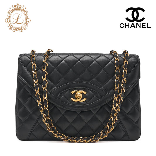 CHANEL Shoulder Bag, Matelasse Turn Lock, Lambskin, Black, Gold-Tone Hardware, Pre-Owned - Vintage La Charme
