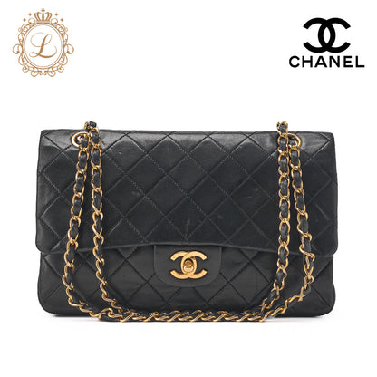 CHANEL Chain Shoulder Bag Matelasse Lambskin Black Gold-Tone Hardware Pre-Owned - Vintage La Charme