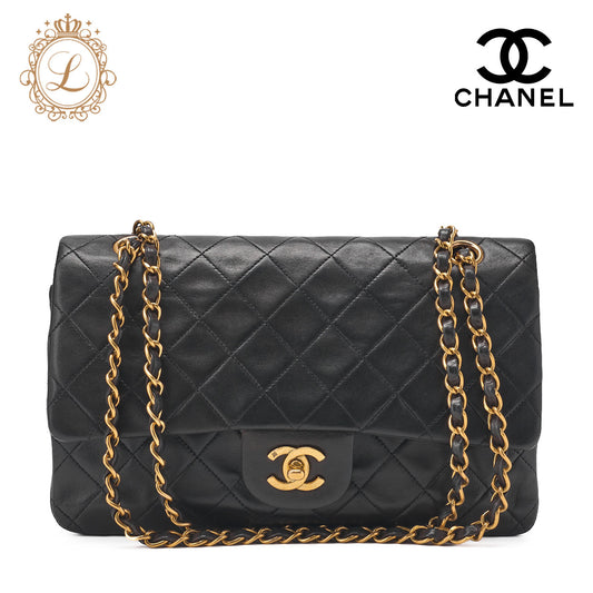 CHANEL Chain Shoulder Bag Matelasse Double Flap Lambskin Black Gold-Tone Hardware Pre-Owned - Vintage La Charme