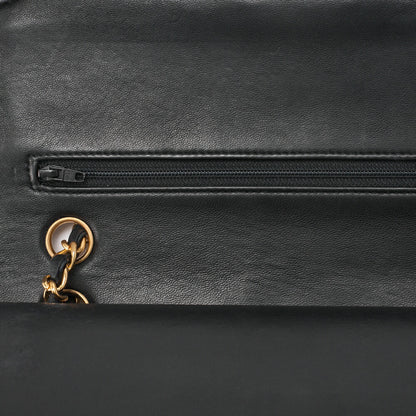 CHANEL Chain Shoulder Bag Matelasse Double Flap Lambskin Black Gold-Tone Hardware Pre-Owned - Vintage La Charme