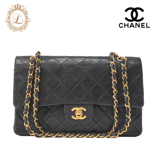 CHANEL Chain Shoulder Bag Matelasse Double Flap Lambskin Black Gold-Tone Hardware Pre-Owned - Vintage La Charme