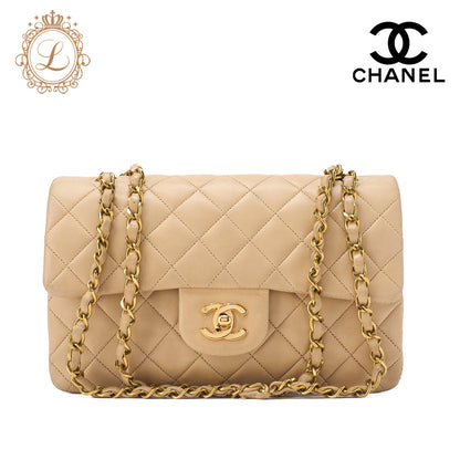 CHANEL Chain Shoulder Bag Matelasse Double Flap Lambskin Beige Gold-Tone Hardware Pre-Owned - Vintage La Charme