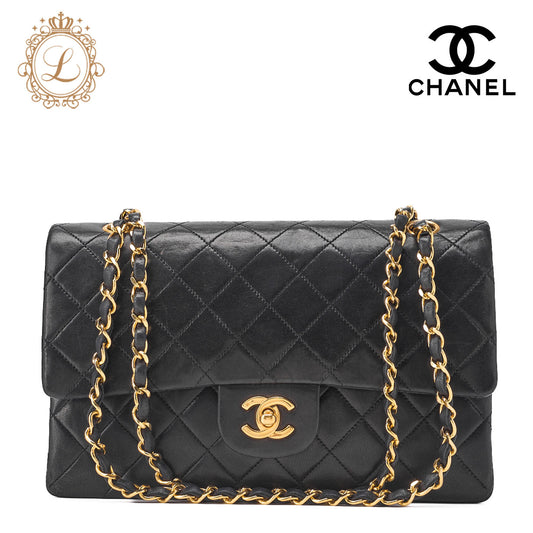 CHANEL Chain Shoulder Bag Matelasse Double Flap Lambskin Black Gold-Tone Hardware Pre-Owned - Vintage La Charme