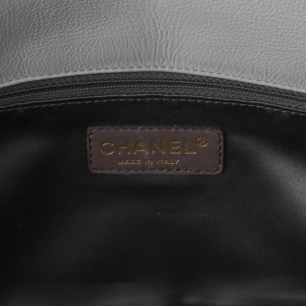 CHANEL Shoulder Bag Coco Mark Studded Full Flap Leather White Gold-Tone Hardware Pre-Owned - Vintage La Charme