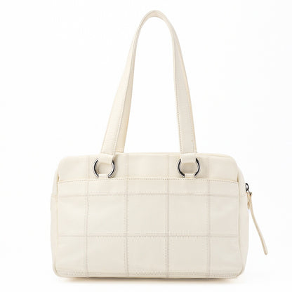 Chanel Shoulder Bag, Chocolate Bar Logo, Caviar Skin, White, Silver-Tone Hardware, Pre-Owned - Vintage La Charme