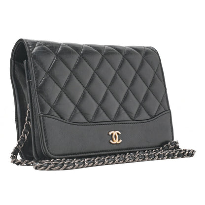 CHANEL Chain Wallet Matelasse Vintage Calf Black Gold-Tone Hardware Pre-Owned - Vintage La Charme