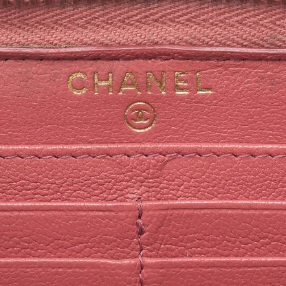 CHANEL Wallet, Matelasse, Lambskin, Pink, Gold-Tone Hardware, Pre-Owned - Vintage La Charme