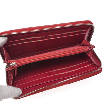CHANEL Round Wallet Matelasse Caviar Leather Red Silver-Tone Hardware Pre-Owned - Vintage La Charme