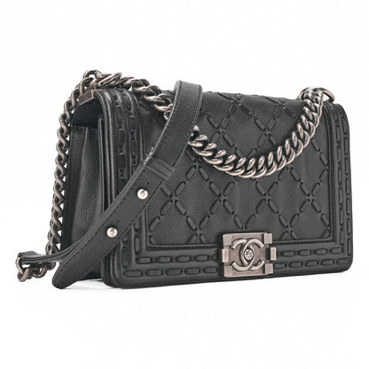 CHANEL Shoulder Bag, Boy Chanel V Stitch, Denim, Silver-Tone Hardware, Pre-Owned - Vintage La Charme