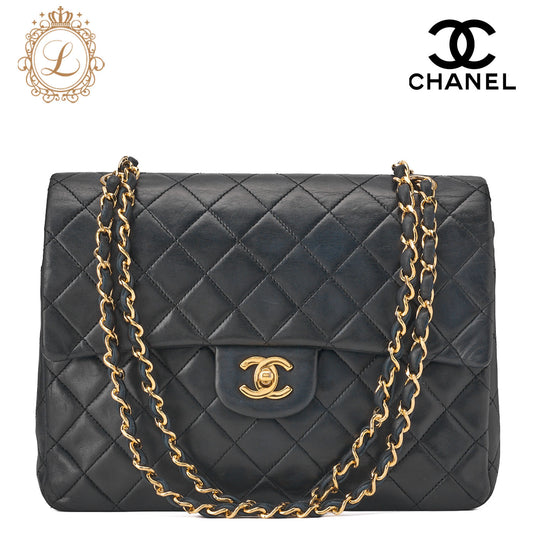 CHANEL Shoulder Bag Matelasse Double Flap Lambskin Black Gold-Tone Hardware Pre-Owned - Vintage La Charme