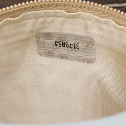 CHANEL Shoulder Bag V-Stitch Coco Mark Lambskin Light Blue Gold-Tone Hardware Pre-Owned - Vintage La Charme