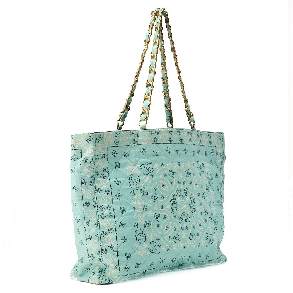 CHANEL Chain Tote Bag Coco Mark Bandana Pattern Canvas Green Silver-Tone Hardware Pre-Owned - Vintage La Charme