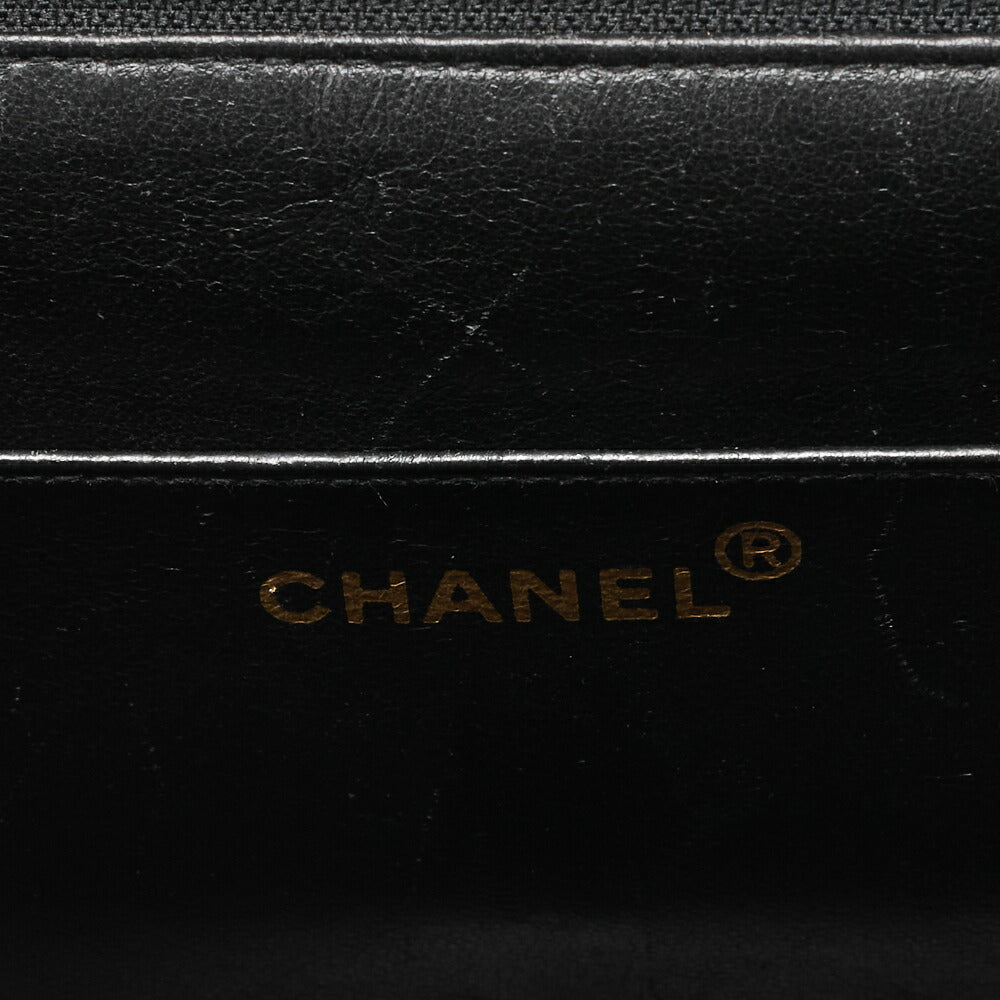 CHANEL Handbag Matelasse Turn Lock Caviar Leather Black Gold-Tone Hardware Pre-Owned - Vintage La Charme