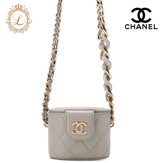CHANEL Chain Shoulder Bag Matelassé Vanity Lambskin Mini Size Gold-Tone Hardware, Pre-Owned