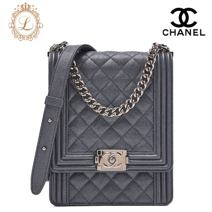 CHANEL Boy Chanel Matelassé Chain Shoulder Caviar Skin Red Silver-Tone Hardware, Pre-Owned