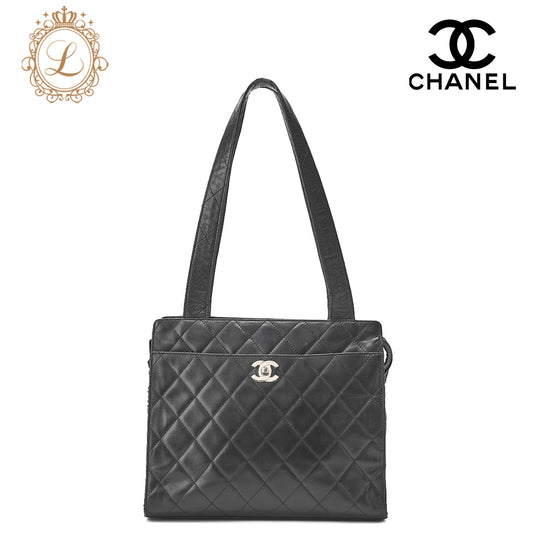 CHANEL Shoulder Bag Matelassé Turnlock Lambskin Silver-Tone Hardware, Pre-Owned
