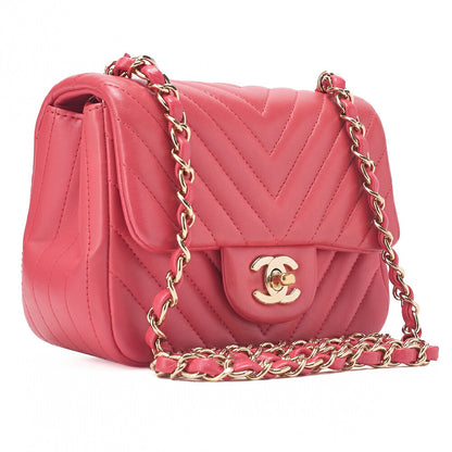 CHANEL Chain Shoulder Bag Mini Matrasse 17cm Lambskin V-Stitch Red Single Flap Turnlock Gold-Tone Hardware, Pre-Owned