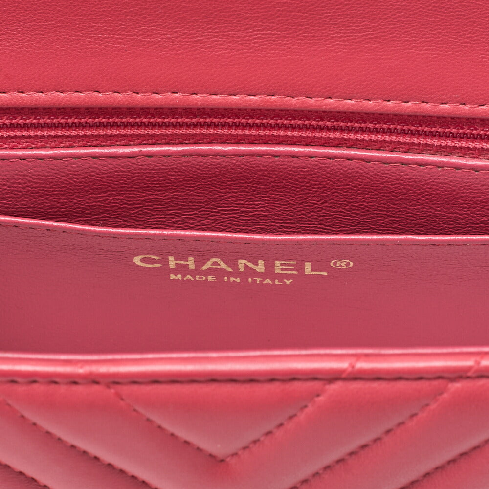 CHANEL Chain Shoulder Bag Mini Matrasse 17cm Lambskin V-Stitch Red Single Flap Turnlock Gold-Tone Hardware, Pre-Owned