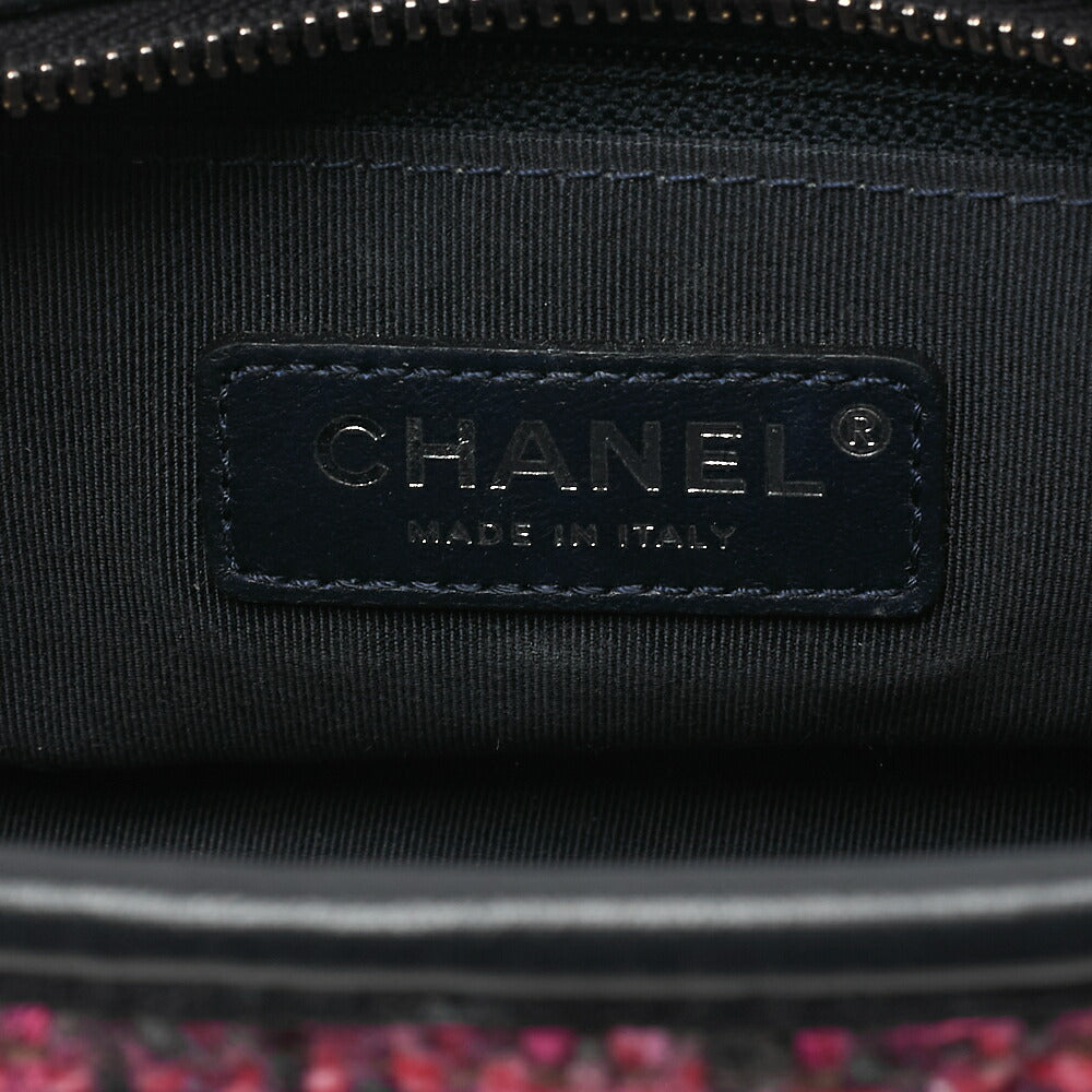 CHANEL Chain Shoulder Bag Matlasse Gabrielle de Chanel Silver�~ Gold Fittings Women's [Used] [Free Shipping]