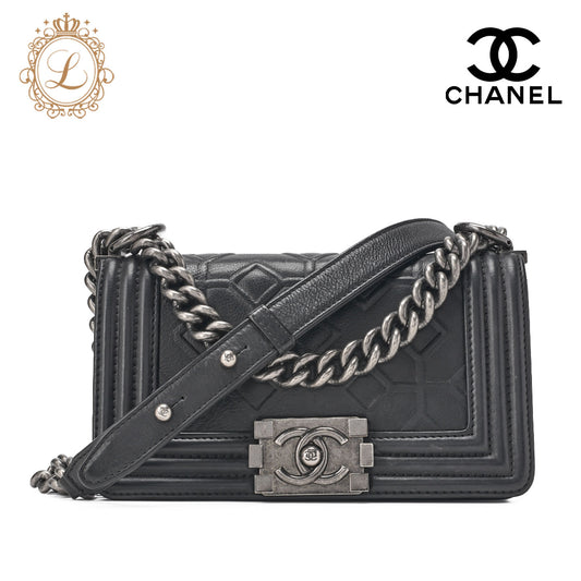 CHANEL Boy Chanel Diamond Stitch Chain Shoulder Calfskin Black Mini Size Silver-Tone Hardware, Pre-Owned