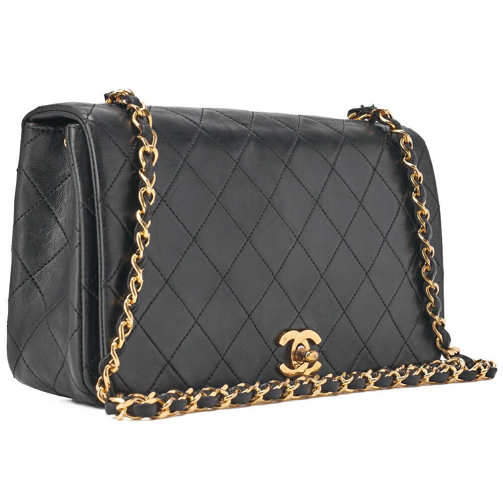 CHANEL Shoulder Bag Matelasse Lambskin Black Gold-Tone Hardware, Pre-Owned