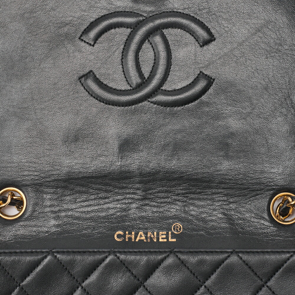 CHANEL Shoulder Bag Matelasse Lambskin Black Gold-Tone Hardware, Pre-Owned