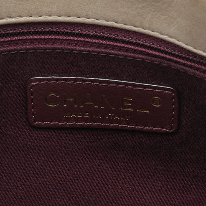 CHANEL V-Stitch Chain Shoulder Bag Sparkle Leather Ivory with Coco Charm Gold-Tone Hardware, Pre-Owned