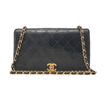 CHANEL Shoulder Bag Matelasse Lambskin Black Gold-Tone Hardware, Pre-Owned