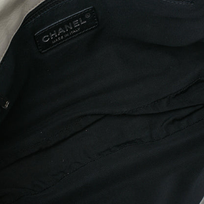 CHANEL Matelasse Luxury Chain Shoulder Bag Vintage Calf White Silver-Tone Hardware, Pre-Owned