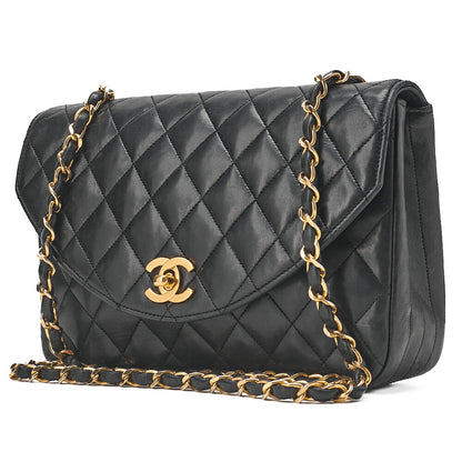 CHANEL Chain Shoulder Bag  Matelasse Lambskin Black Round Flap Turnlock Gold-Tone Hardware, Pre-Owned