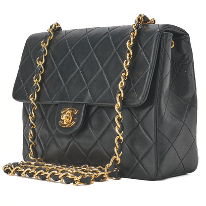 CHANEL Matelasse 20cm Turnlock Chain Shoulder Lambskin Black Gold-Tone Hardware, Pre-Owned