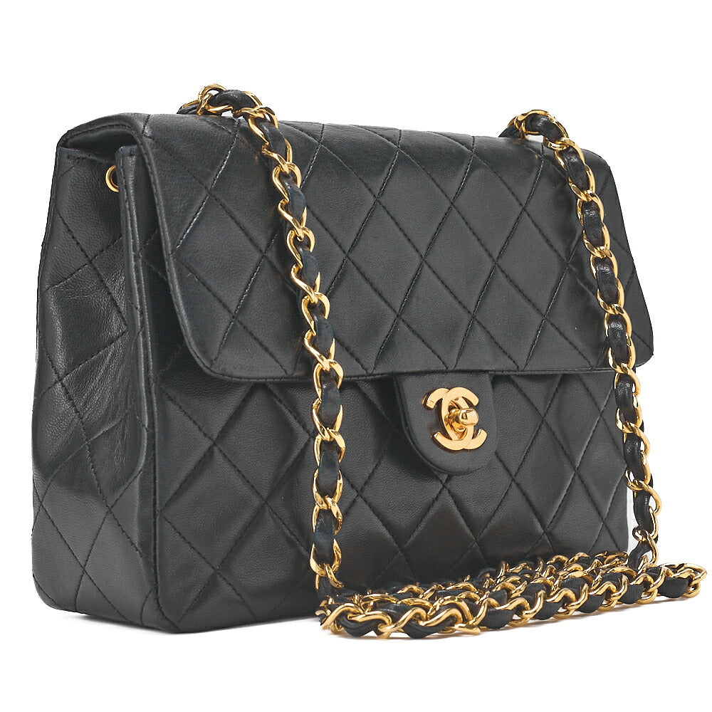 CHANEL Matelasse 20cm Turnlock Chain Shoulder Lambskin Black Gold-Tone Hardware, Pre-Owned
