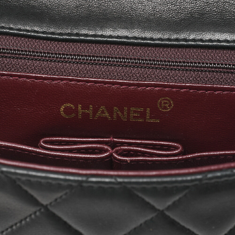 CHANEL Matelasse 20cm Turnlock Chain Shoulder Lambskin Black Gold-Tone Hardware, Pre-Owned