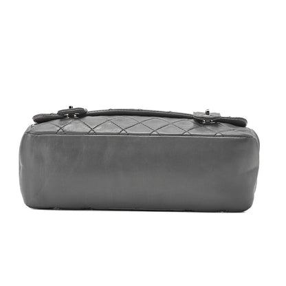 シャネル ラムスキン マトラッセ ダブルロック ショルダーバッグ グレー シルバー金具, 中古品