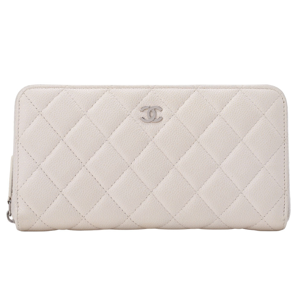 CHANEL Matelasse Round Long Wallet Caviar Skin White Silver-Tone Hardware, Pre-Owned