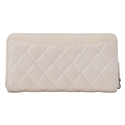 CHANEL Matelasse Round Long Wallet Caviar Skin White Silver-Tone Hardware, Pre-Owned