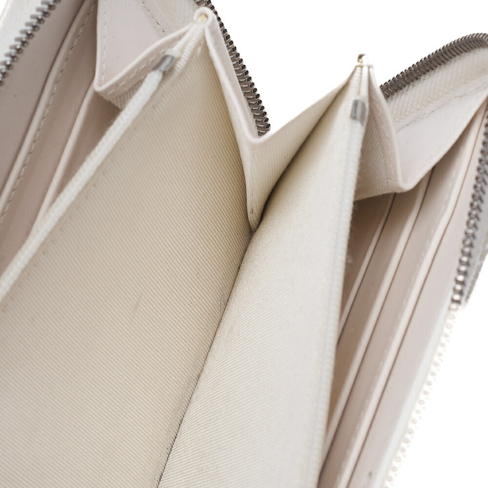 CHANEL Matelasse Round Long Wallet Caviar Skin White Silver-Tone Hardware, Pre-Owned